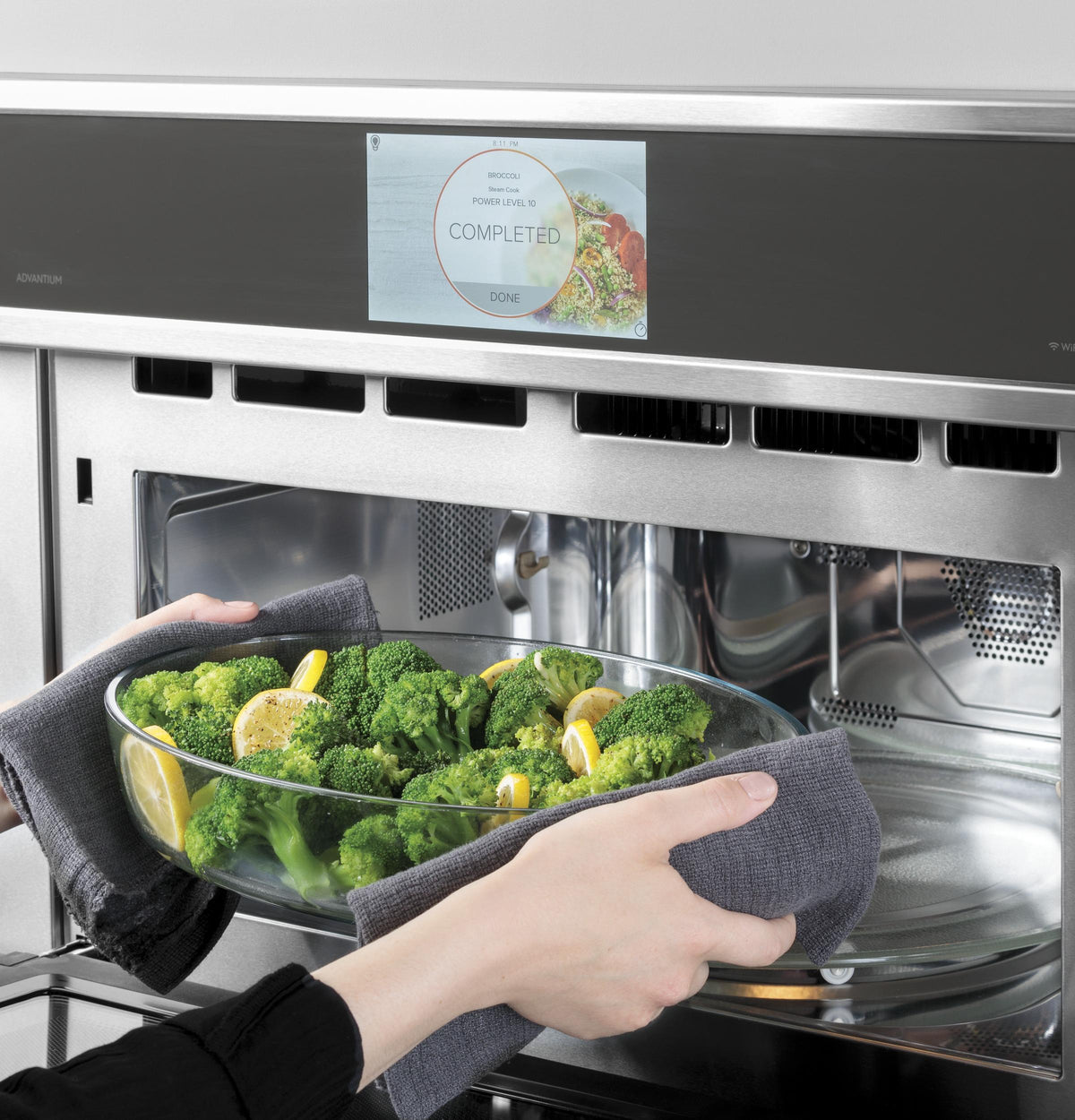 Café™ 30" Custom Speed Cook Oven with 240V Advantium® Technology